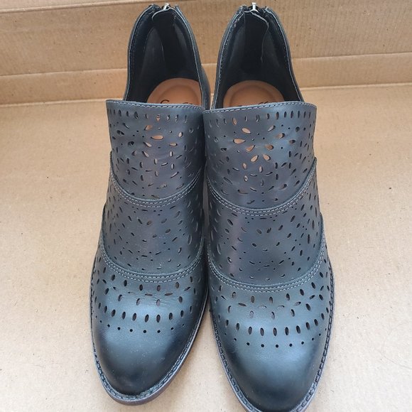 Sofft black ankle booties sz 7 - Picture 2 of 7